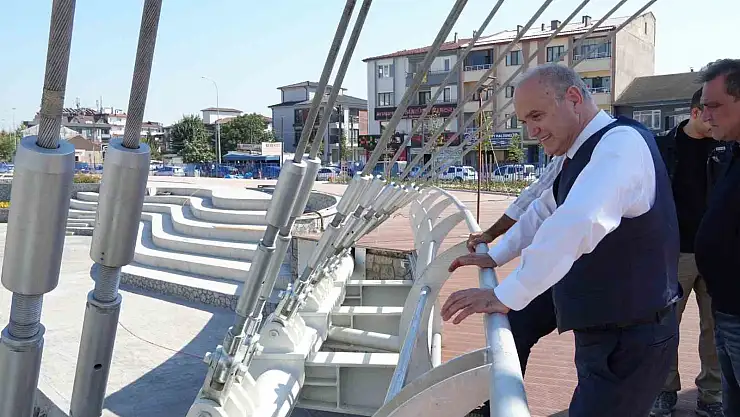 devam eden projeleri inceledi