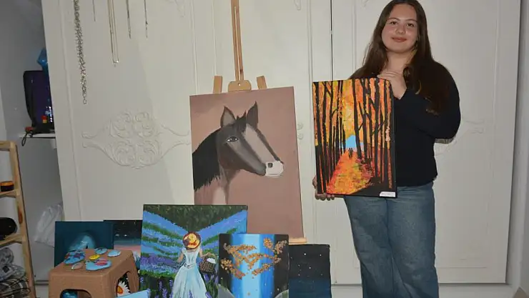 13 yaşındaki öğrenci, doğadan aldığı ilhamı tuvallere yansıtıyor