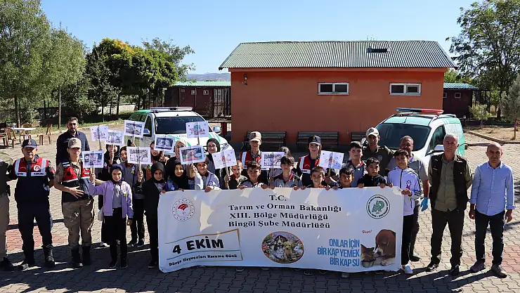 Anaokulu öğrencileri Jandarma Komutanlığını gezdi