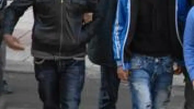 Otomobilde taciz iddiasına tutuklama