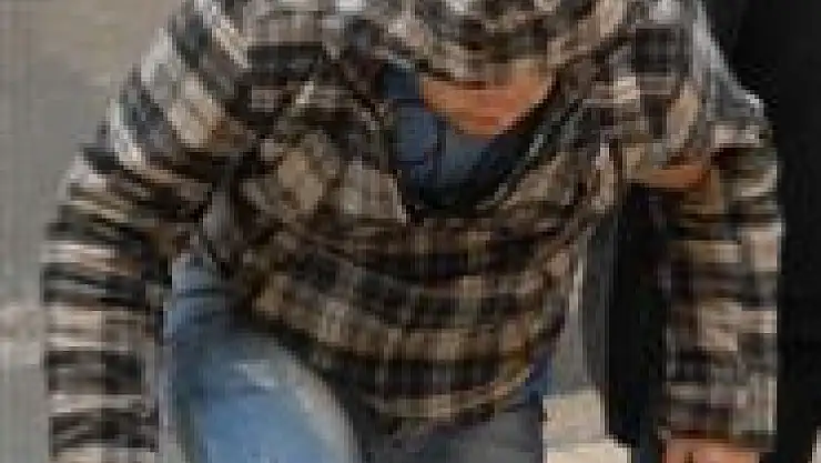 Sigara hırsızlığı zanlıları yakalandı