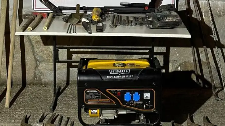 Kaçak kazıdan 4 kişi yakalandı