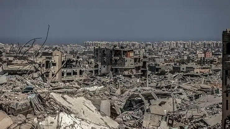 Hava saldırılarında 13 Filistinli öldü