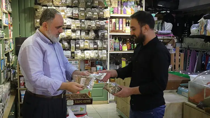 Havalar soğudu, vatandaş aktarların yolunu tuttu