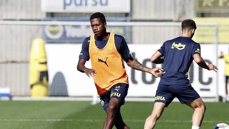 Fenerbahçe'de hazırlıklar sürüyor