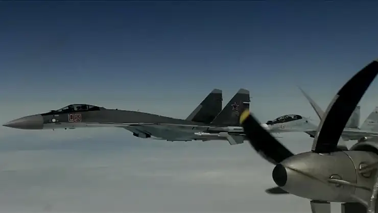 Rus savaş uçakları, İdlib'de son 3 günde 27 noktayı vurdu