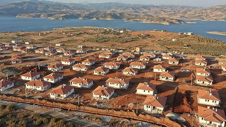 531 köy evinin anahtarı teslim edildi