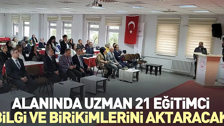 Alanında uzman 21 eğitimci bilgi ve birikimlerini aktaracak