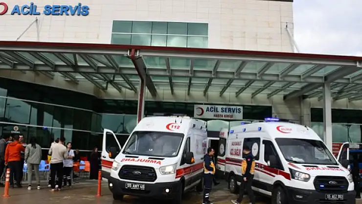 Samsun'da okul servisi devrildi