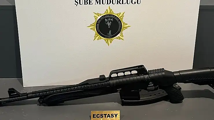 3 bin 300 adet extacy uyuşturucuyla yakalandı