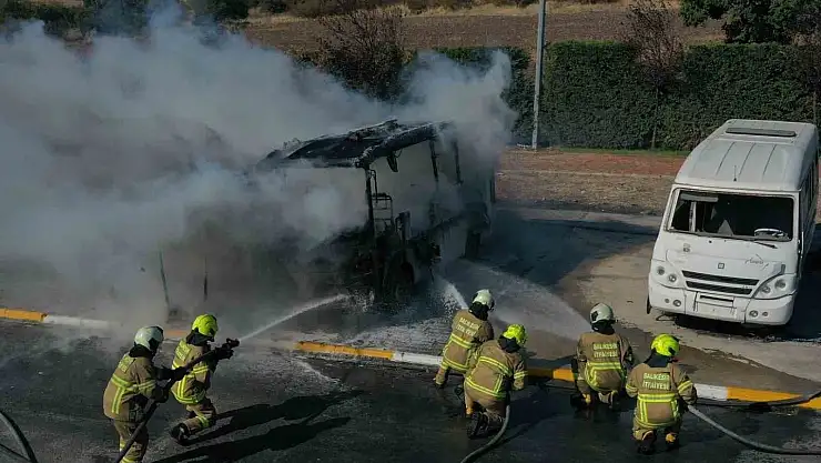 Balıkesir itfaiyesinin eğitim tatbikatı gerçeği aratmadı