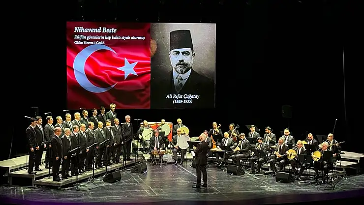 AKM'de 'Şahitleriyle Cumhuriyetimiz' için konser verildi