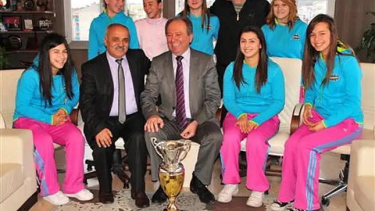 Başkan Burma'ya Ziyaretler