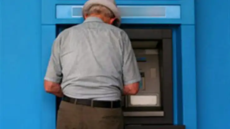 Emekli maaşı bekleyenlere müjde!