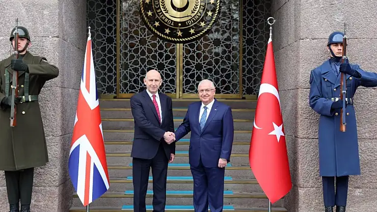 Birleşik Krallık Savunma Bakanı Ankara'da