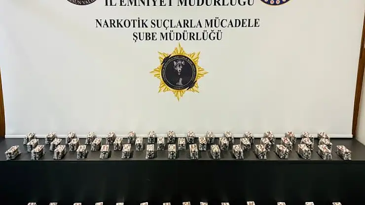 7 bin 280 sentetik ecza hapı ele geçirildi