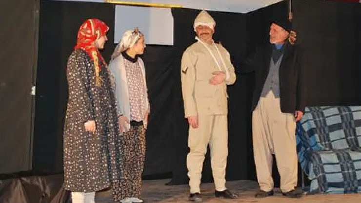 'KOCA SEYİT' Vezirköprü'de Sahnelendi