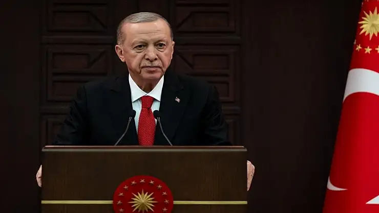 Erdoğan: Milletimizin değerlerini yarınlara taşıyan öğretmenlerimizin Öğretmenler Günü'nü tebrik ediyorum
