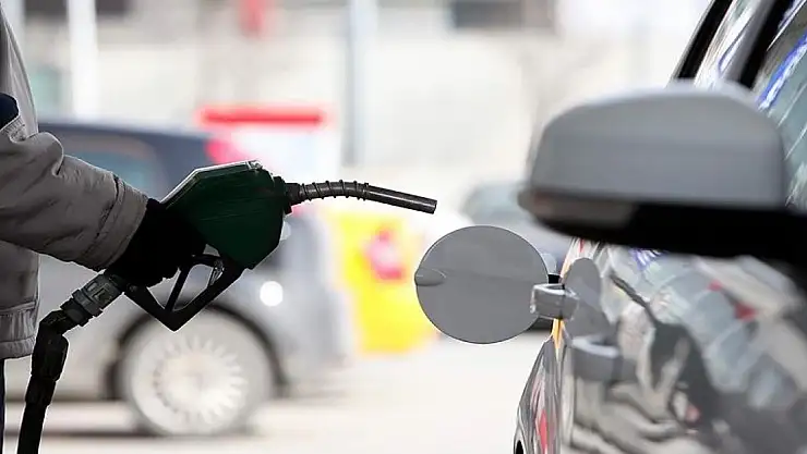 Kamuya toplu akaryakıt alımıyla 3 milyar lira tasarruf sağlandı