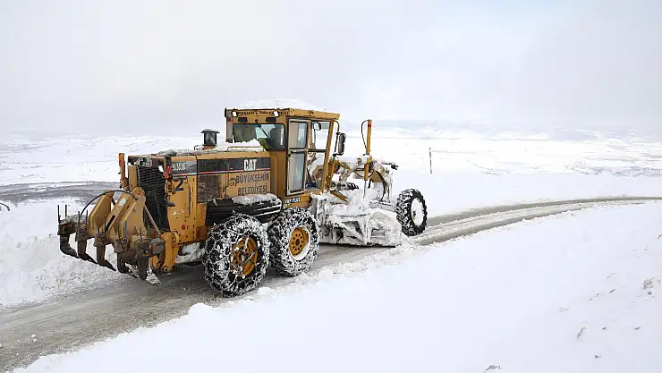 Olumsuz kar yağışı hayatı olumsuz etkiledi