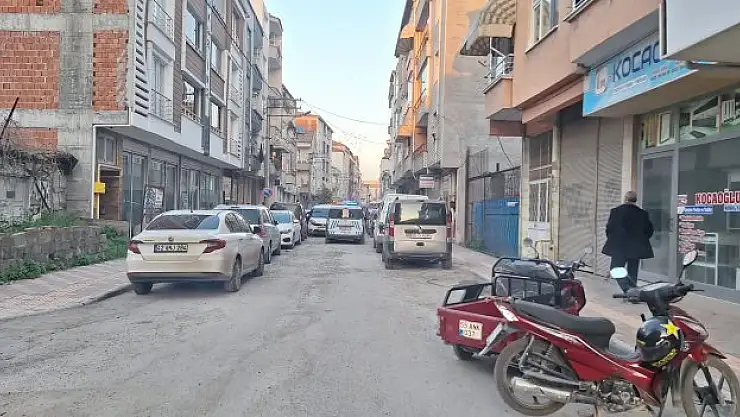 Bıçaklı kavga kanlı bitti