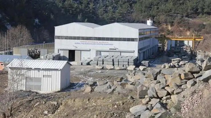 DEV KAYALAR SANAT ESERİNE DÖNÜŞÜYOR