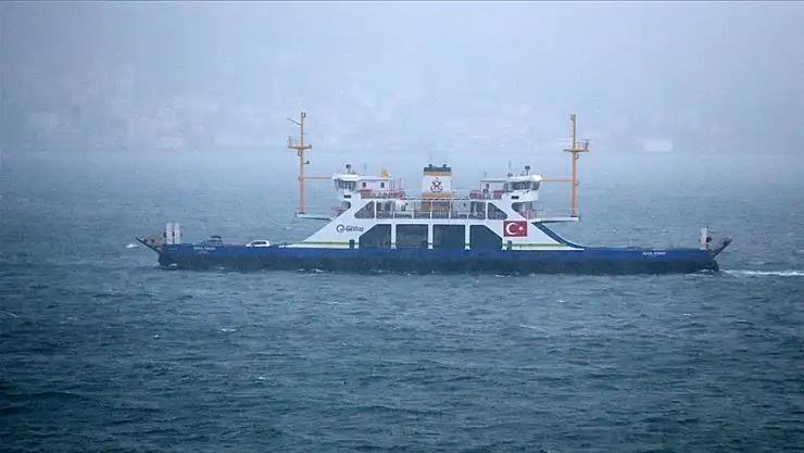 Fırtına nedeniyle bazı feribot seferleri iptal edildi