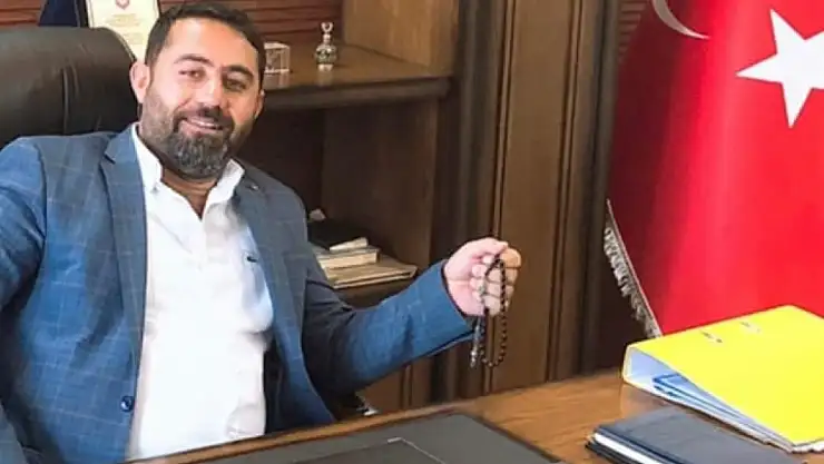 Samsun'da 16 yaşındaki çocuk babasını uyurken tabancayla kafasından vurdu