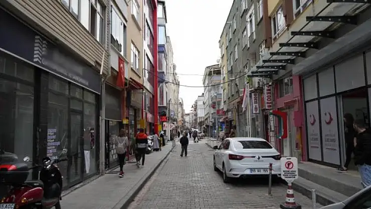 Samsun'da dükkanlar boşaldı