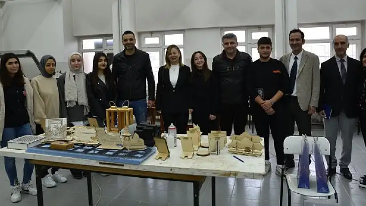 Rektör Aydın'dan okul ziyareti