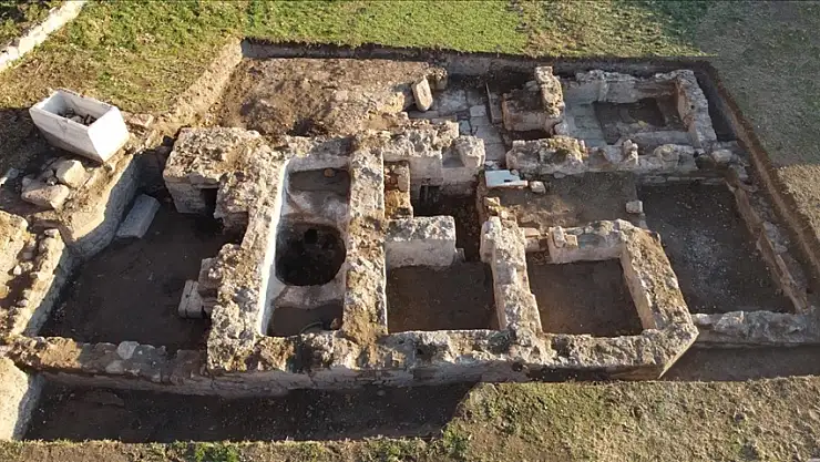Sadrazam Köprülü Mehmed Paşa'nın yaptırdığı 'kale hamamı' bulundu