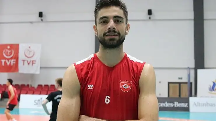 Saadat  zirveye çıkmak istiyor