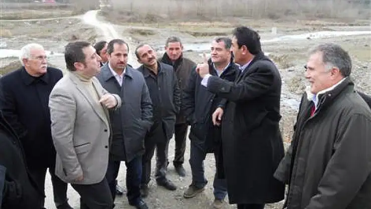 Muhtar Baylan Köprü sözünü alınca…