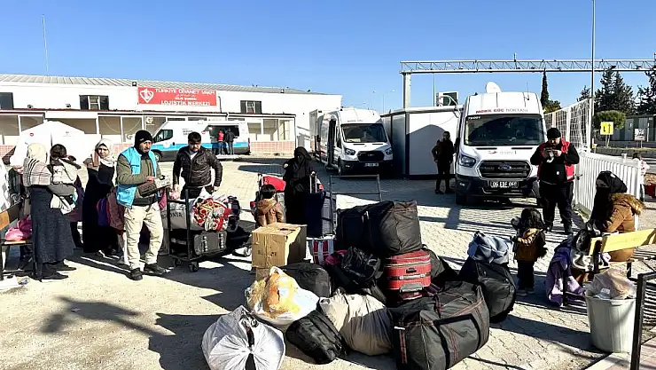 Mülteciler ülkelerine dönmeye devam ediyor