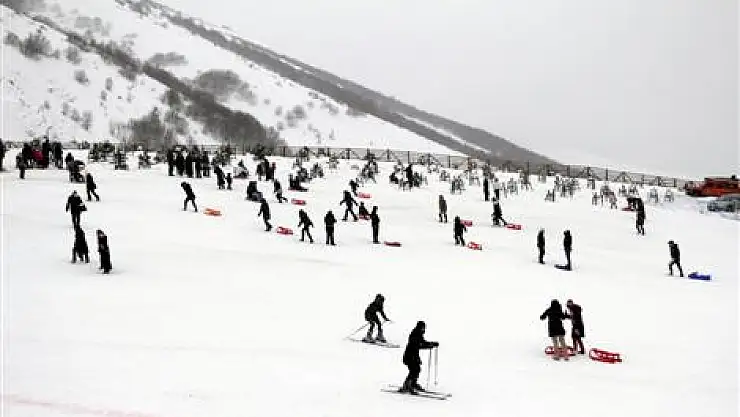 2 Bin Metrede Kayak Keyfi