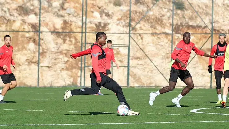 Atakaş Hatayspor, İskenderunspor maçı hazırlıklarını tamamladı