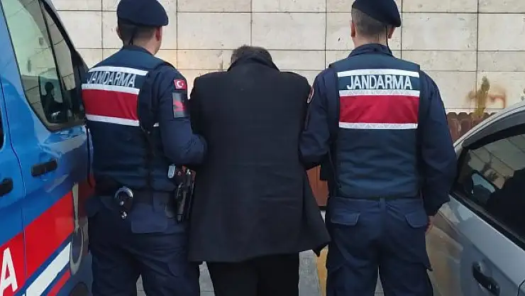 4 yıl 5 ay hapis cezası ile aranıyordu