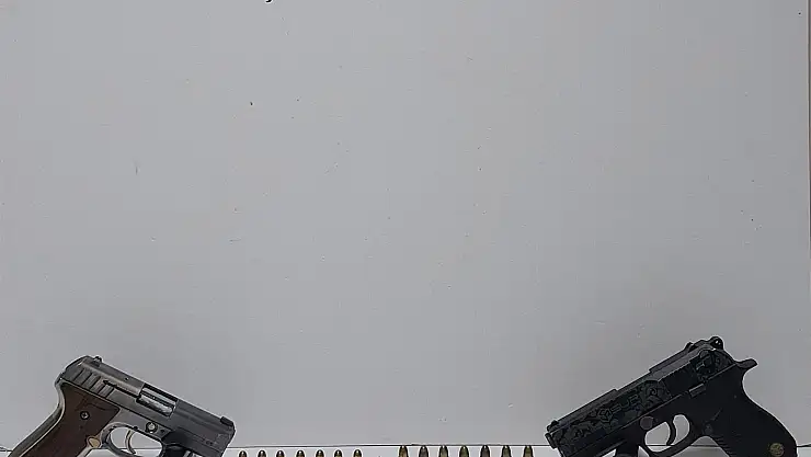 2 ruhsatsız silah ele geçirildi