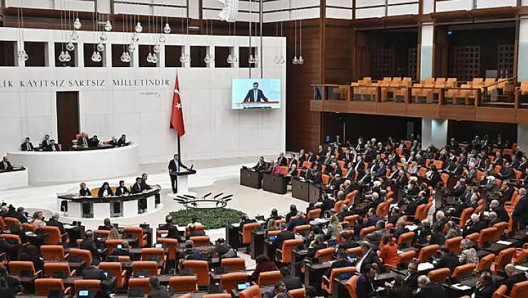 Mecliste maraton sona erdi