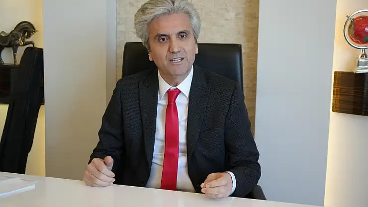 'Estetik de bir ameliyattır ve riskleri vardır'