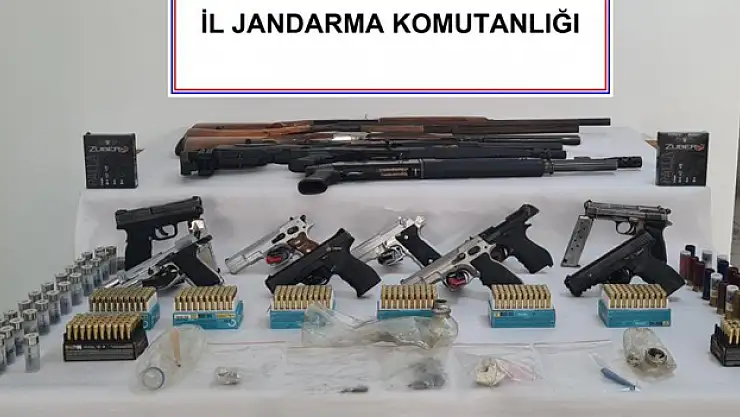 Jandarma'dan silah ve uyuşturucu operasyonu