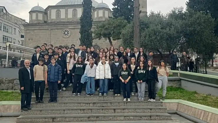 Öğrenciler tarihi alanları gezdi