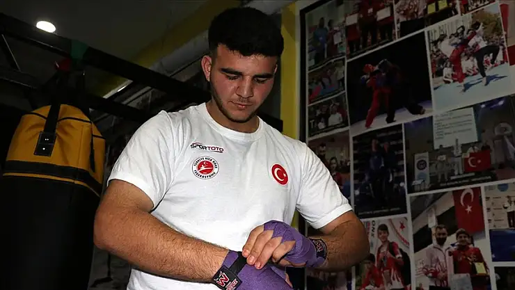 Milli kick boksçu Şevket Arslan: Ülkemizi en iyi şekilde temsil edeceğim