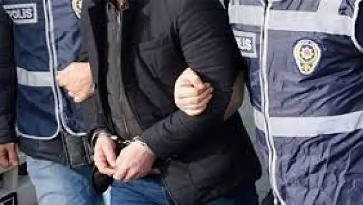 Amaç dışı bıçak satan şüpheli bırakıldı