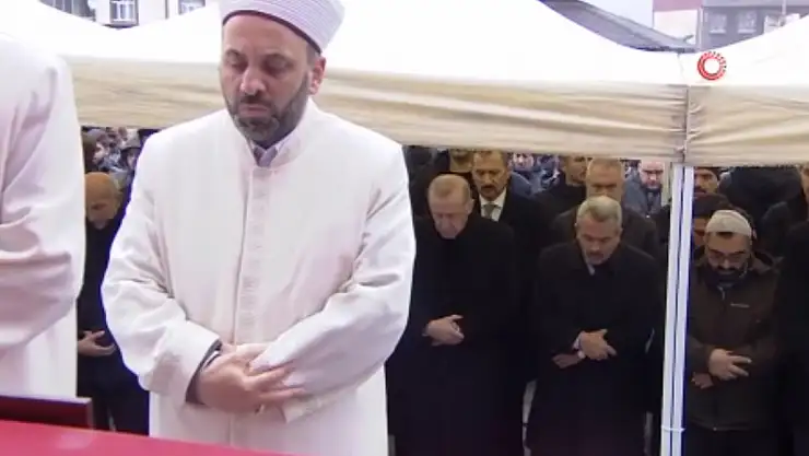 Cumhurbaşkanı Erdoğan Kıbrıs gazisi Muhammet Karslı'nın cenaze namazına katıldı