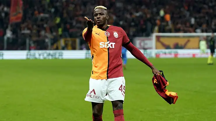 Victor Osimhen ligdeki 10. golünü attı