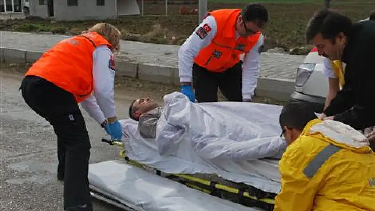 Ambulans helikopter, sahada fenalaşan vatandaş için havalandı