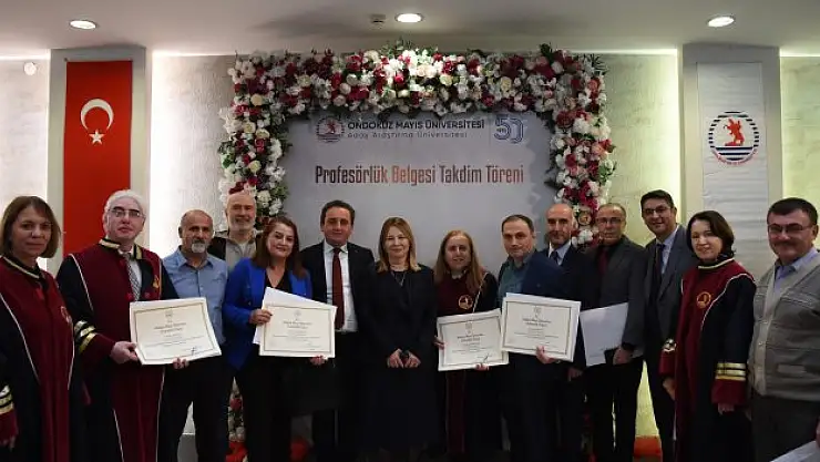 155 akademisyene belge takdimi