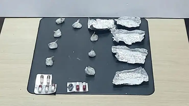 ÜZERİNDE UYUŞTURUCUYLA YAKALANDI