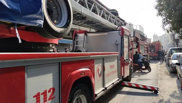 Yangında yaralandı, hayatını kaybetti